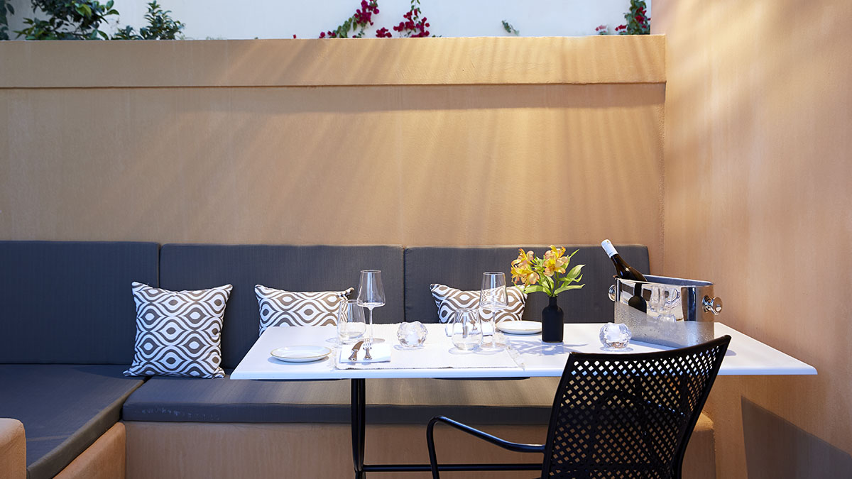 Grand Terrace Deluxe Suite Whirlpool